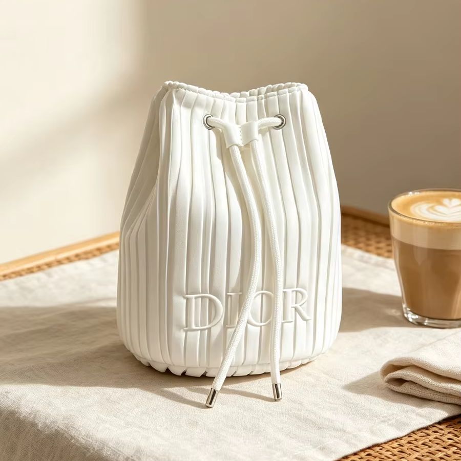 Luxury Bags Dior - 크리스티앙 디올 디올의 가방 미니멀리스트 화이트