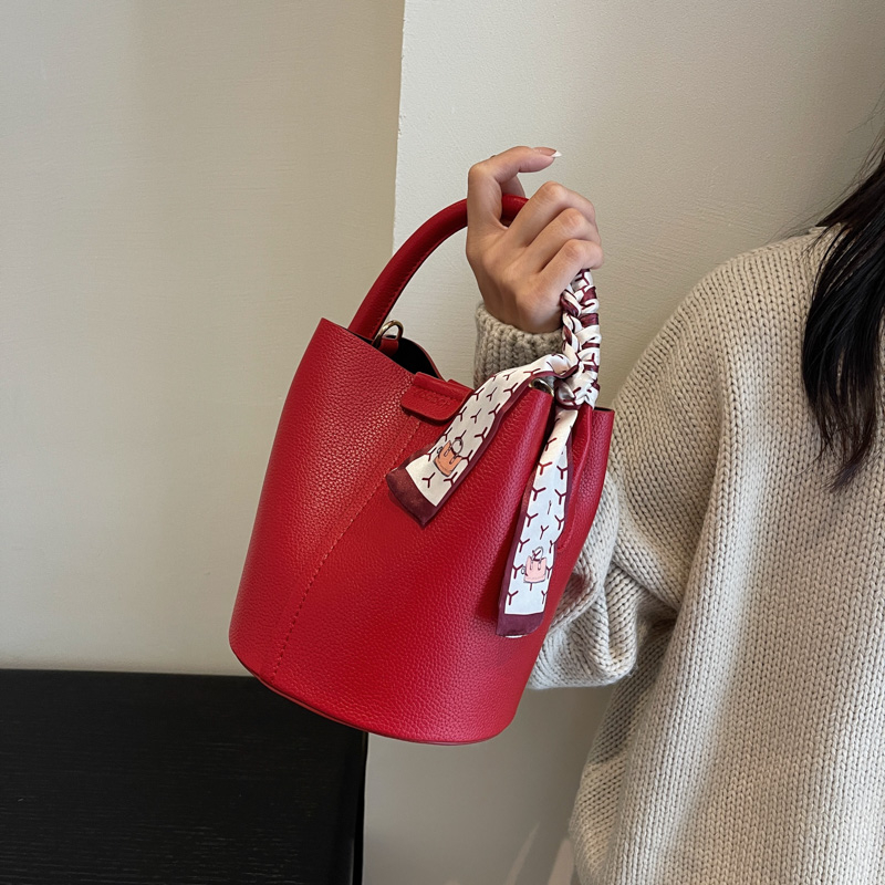 레드 PU 버킷 숄더백, 크로스바디 백, 블랙 럭셔리  - Luxury Bags In Sale 리뷰 및 가격