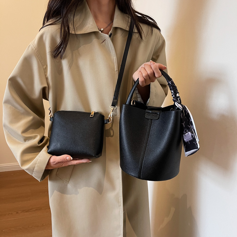 레드 PU 버킷 숄더백, 크로스바디 백, 블랙 럭셔리  - Luxury Bags In Sale 리뷰 및 가격