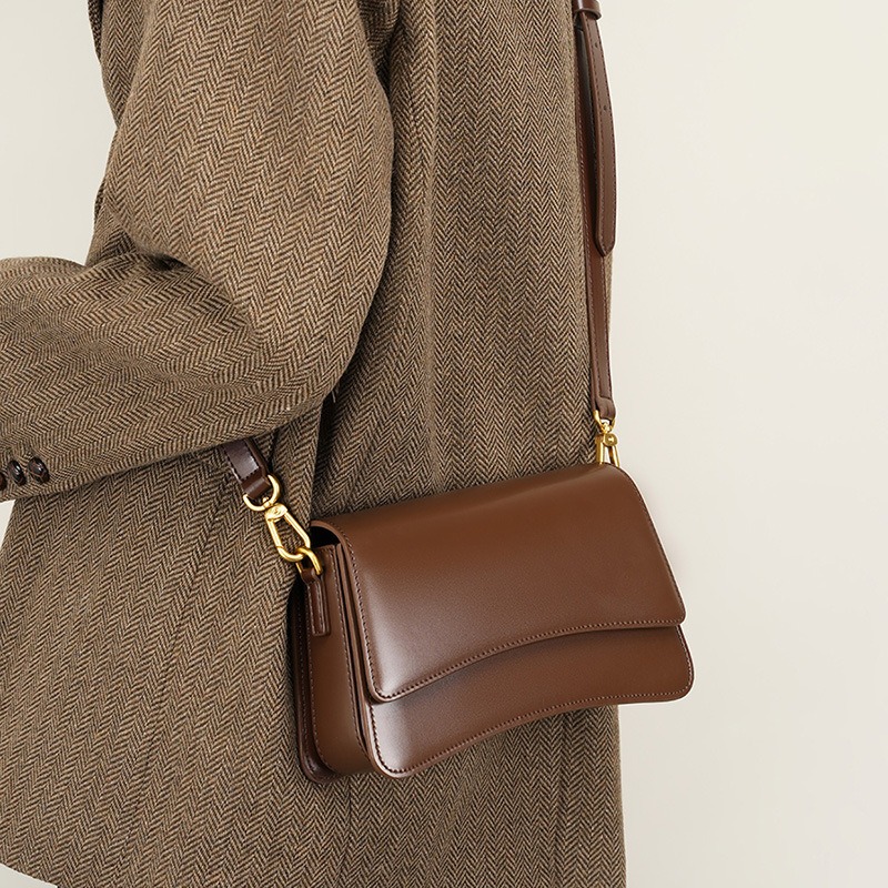 여성용 미니멀리스트 숄더백, 천연 풀 그레인 가죽, 조 - Luxury Bags Everyday 리뷰 및 가격