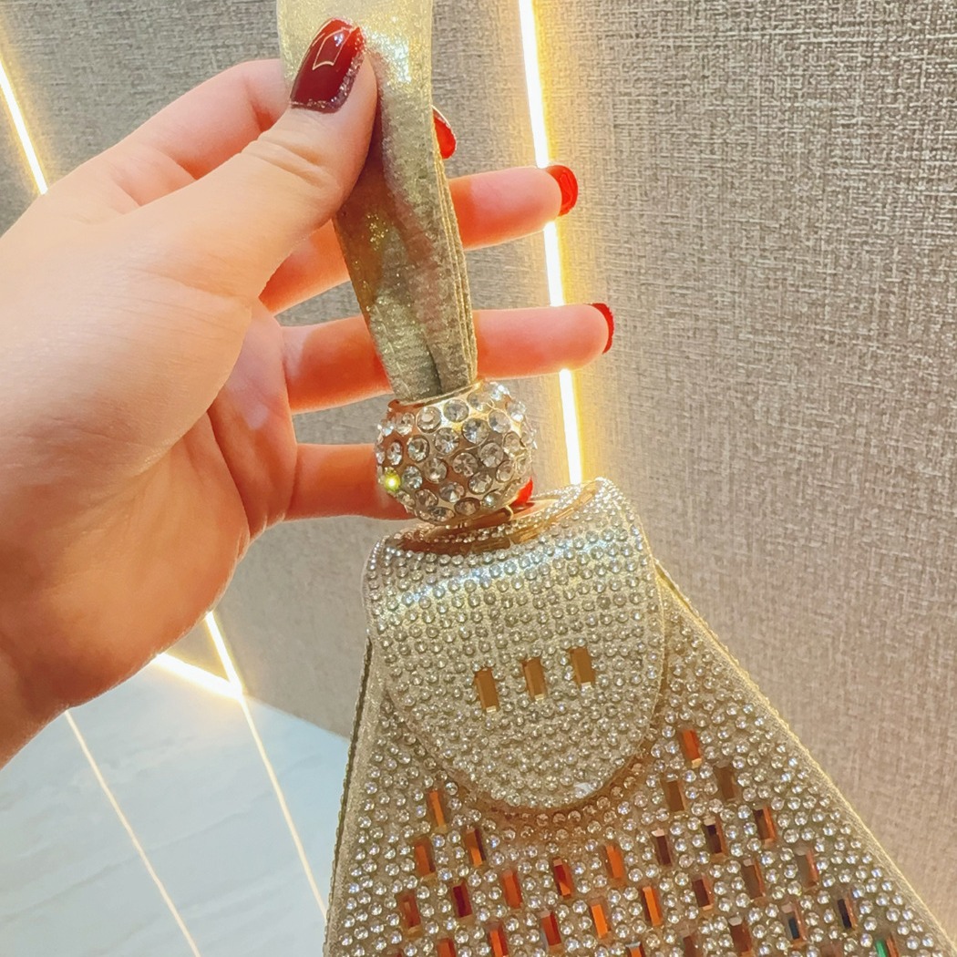 여성을위한 라인 석 럭셔리 이브닝 백 오리지널 브랜드  - Luxury Bags Pyramid 리뷰 및 가격