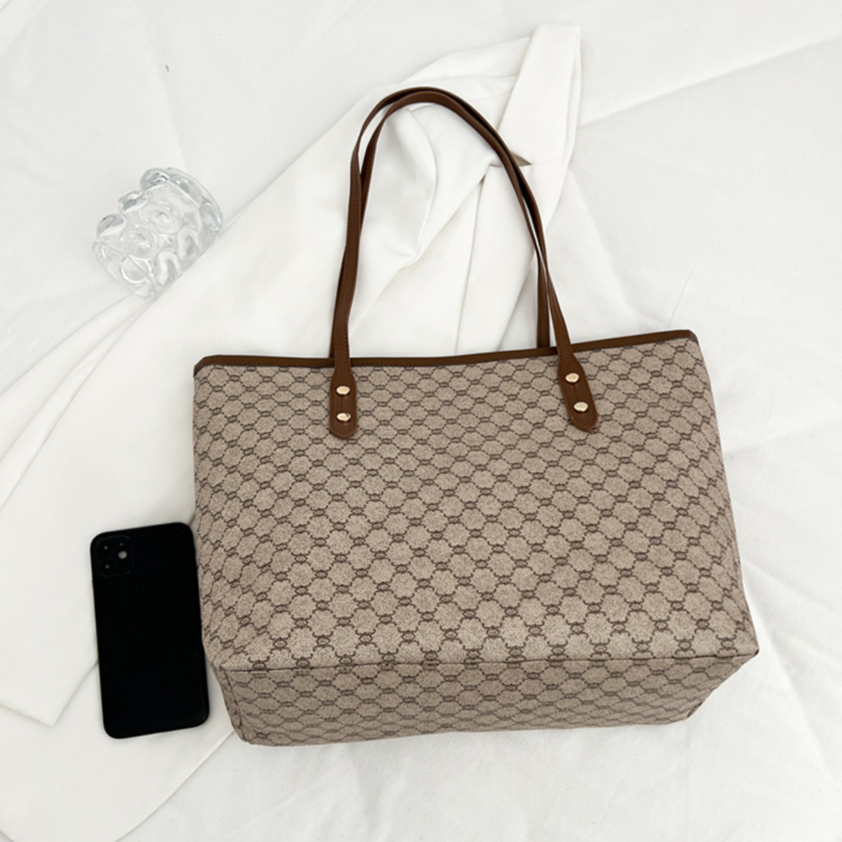 럭셔리 빈티지 여성 토트백 모노그램 프린트 리벳 PU  - Tote Bag Leather Monogram 리뷰 및 가격