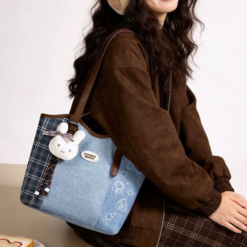 미피 카와이 애니메이션 스플라이싱 플래드 카우보이 토트 - Luxury Bags Edit 리뷰 및 가격
