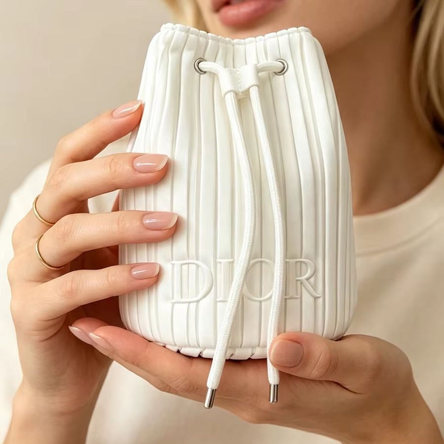 크리스티앙 디올 디올의 가방 미니멀리스트 화이트 스트라 - Luxury Bags Dior 리뷰 및 가격
