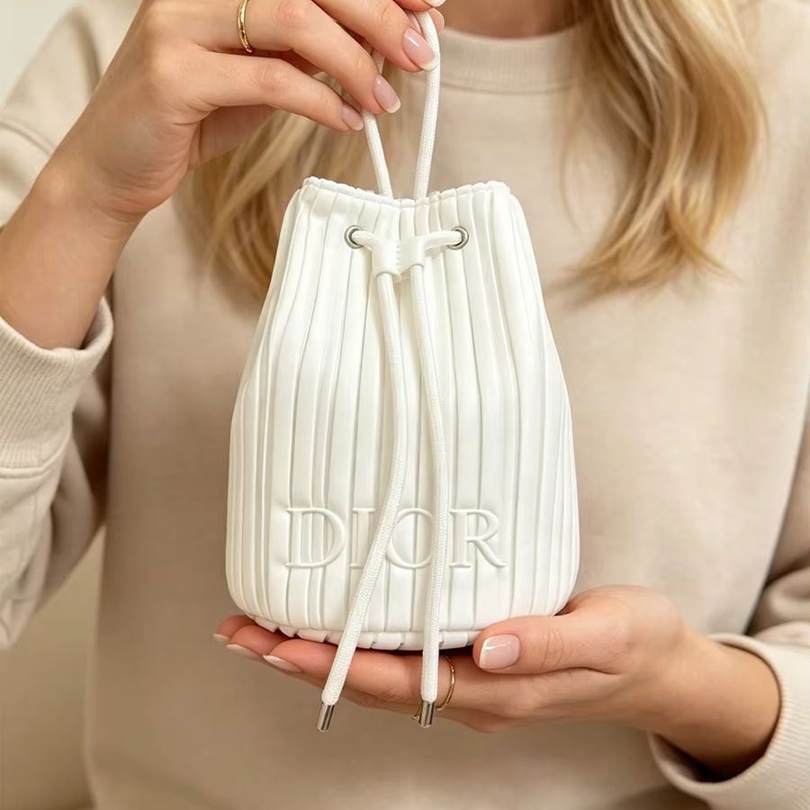 크리스티앙 디올 디올의 가방 미니멀리스트 화이트 스트라 - Luxury Bags Dior 리뷰 및 가격
